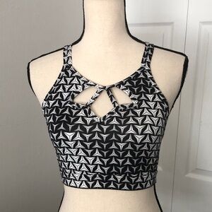 VICTORIAS SECRET Women Black and With Geometric Patterns Strappy Sport Bra | S